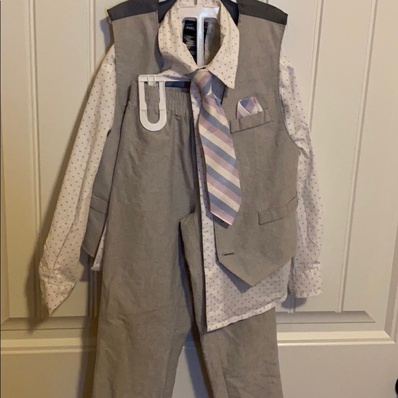 Set - Picture 3 of 3